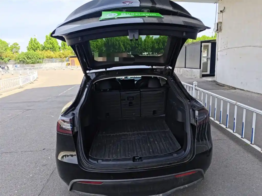 Model Y 2022 facelift rear-wheel drive version купить на сайте DeffCars