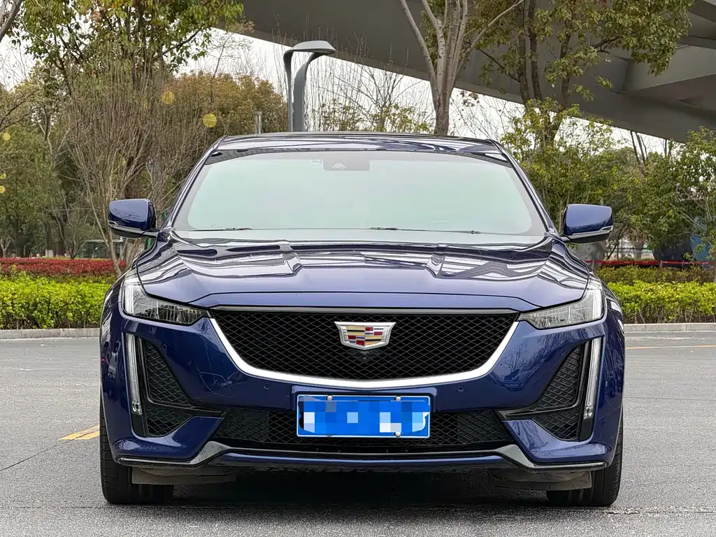 Cadillac CT5 2023 28T Platinum Type купить на сайте DeffCars