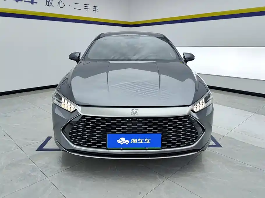 Qin PLUS 2024 Honor Edition DM-i 55KM Leading Model купить на сайте DeffCars