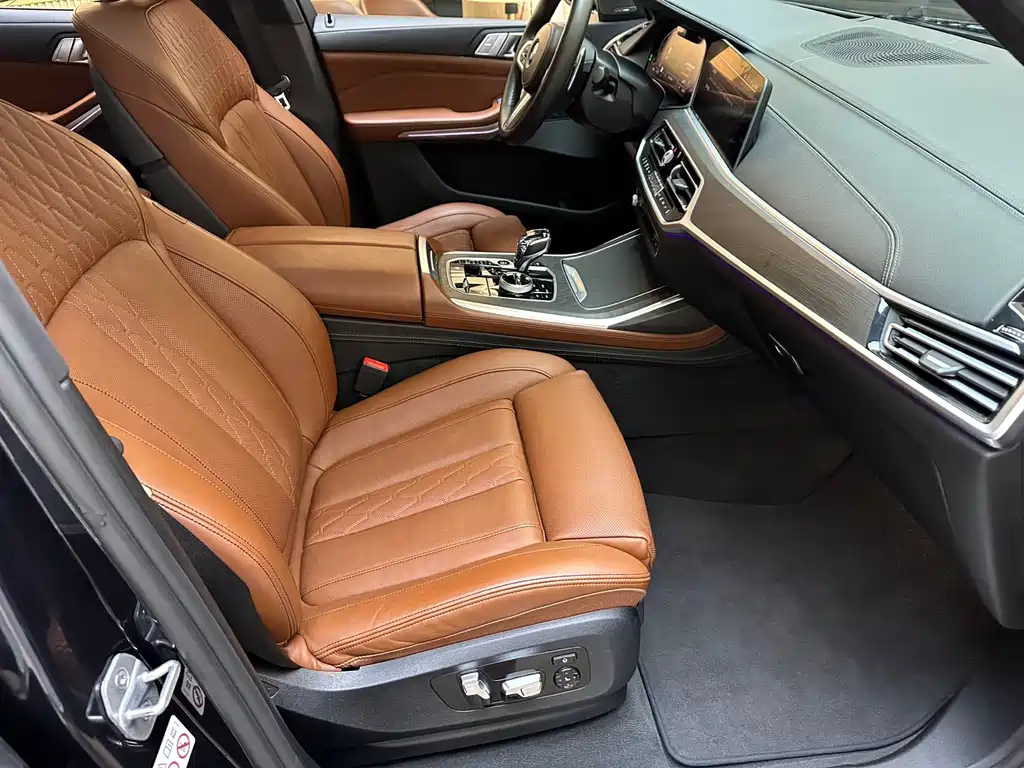 BMW X7 2019 xDrive40i Exclusive M Sports Package купить на сайте DeffCars