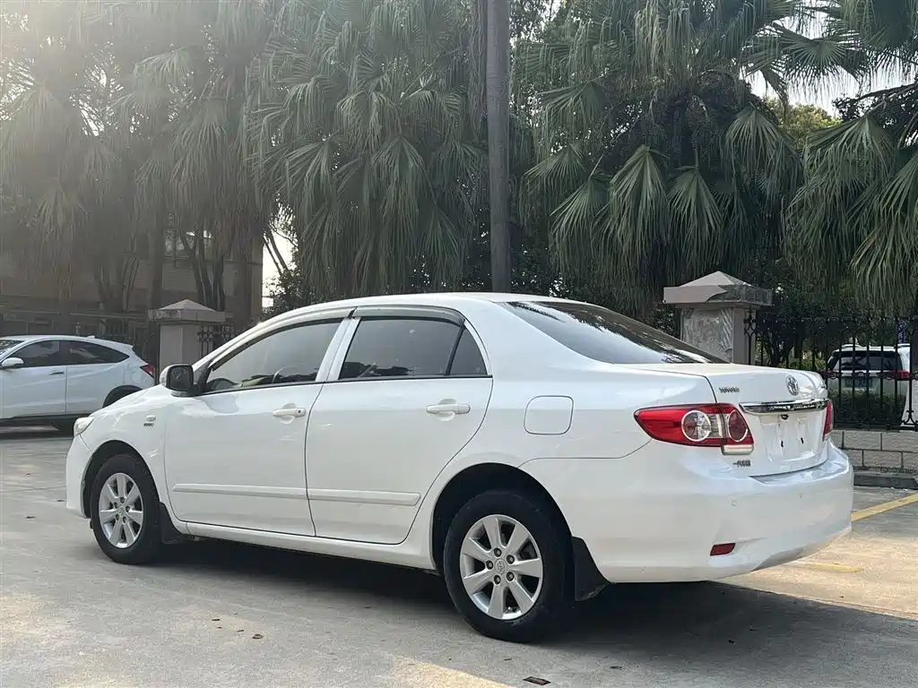 Corolla 2013 Special Edition 1.6L Automatic to Cool GL купить на сайте DeffCars