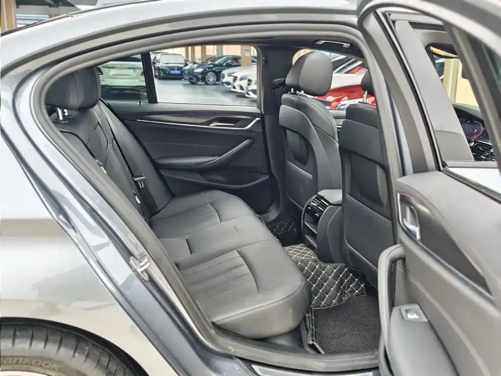 BMW 5 Series Imported 2021 525i M Sports Package купить на сайте DeffCars