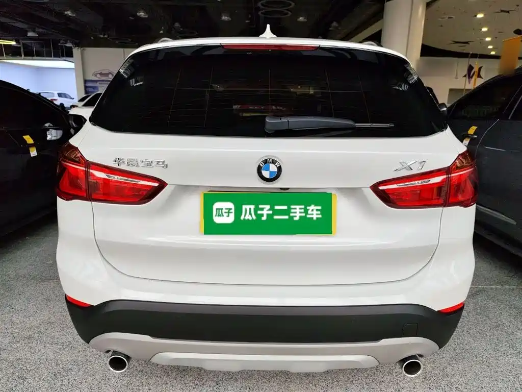 BMW X1 2018 xDrive20Li Exclusive Model купить на сайте DeffCars