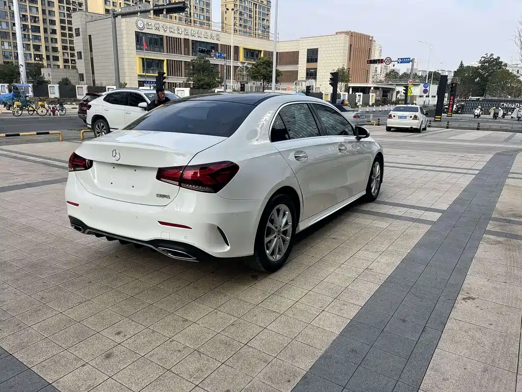 Mercedes-Benz A-Class 2020 A 200 L Sports Sedan купить на сайте DeffCars