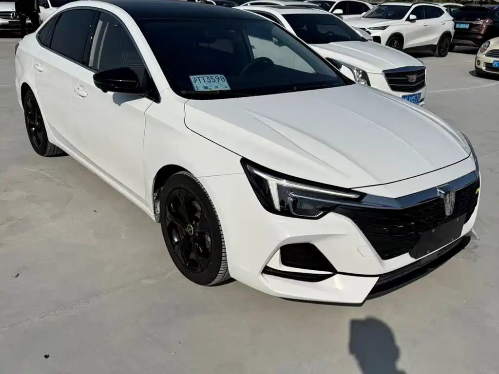 Roewe i6 MAX New Energy 2020 1.5T PHEV Cool Sky Curtain Edition купить на сайте DeffCars