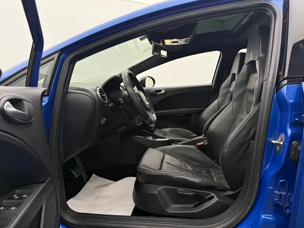 LEON 2012 2.0TSI CUPRA купить на сайте DeffCars