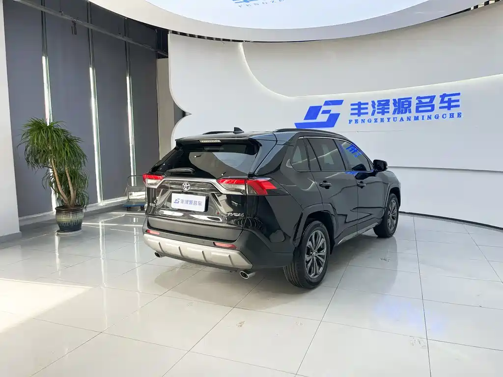 RAV4 Rongfang 2024 2.0L CVT two-wheel drive fashion Plus version купить на сайте DeffCars