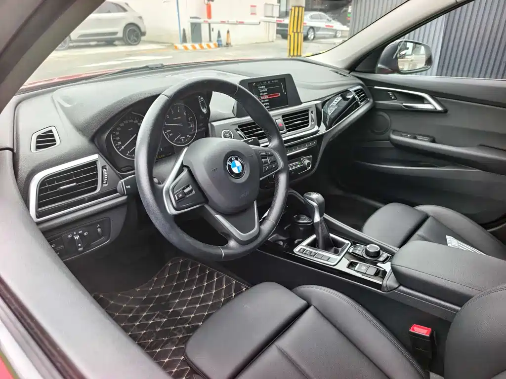 BMW 1 Series 2017 118i Sports купить на сайте DeffCars