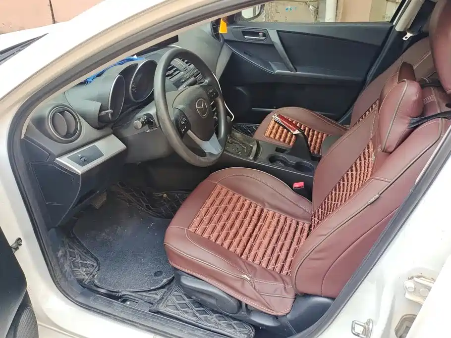 Mazda 3 Star 2015 Sedan 1.6L Automatic Elite купить на сайте DeffCars