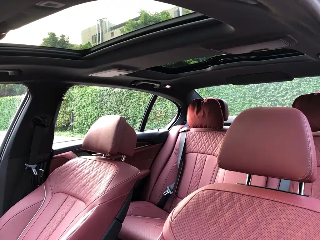 BMW 5 Series 2023 facelift 530Li exclusive M sports package купить на сайте DeffCars