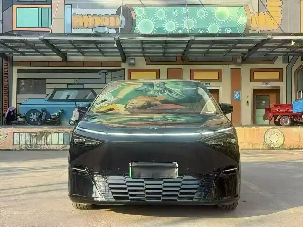 Xpeng X9 2025 pure electric 740 long battery life Max купить на сайте DeffCars