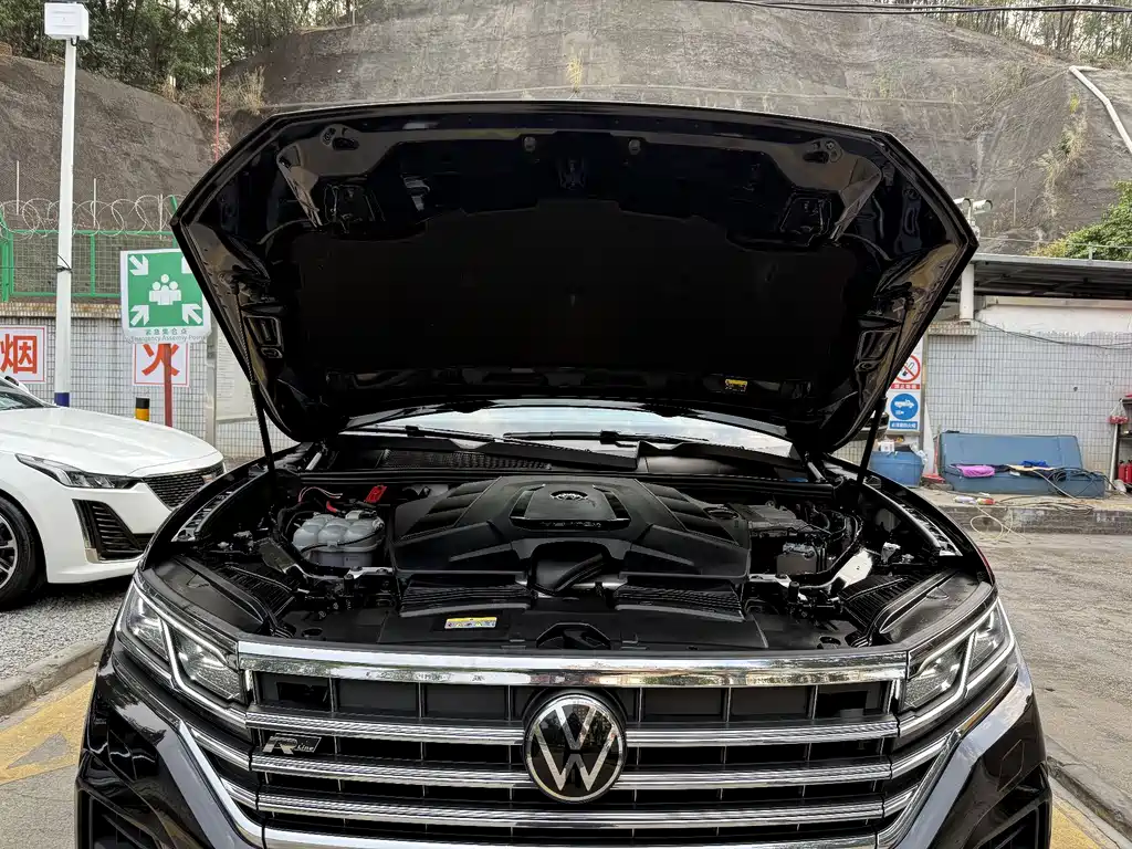 Touareg 2021 3.0TSI Ruixiang Edition Classic Sports Package купить на сайте DeffCars