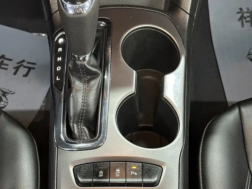 Cruze 2017 1.5L hatchback automatic front version купить на сайте DeffCars