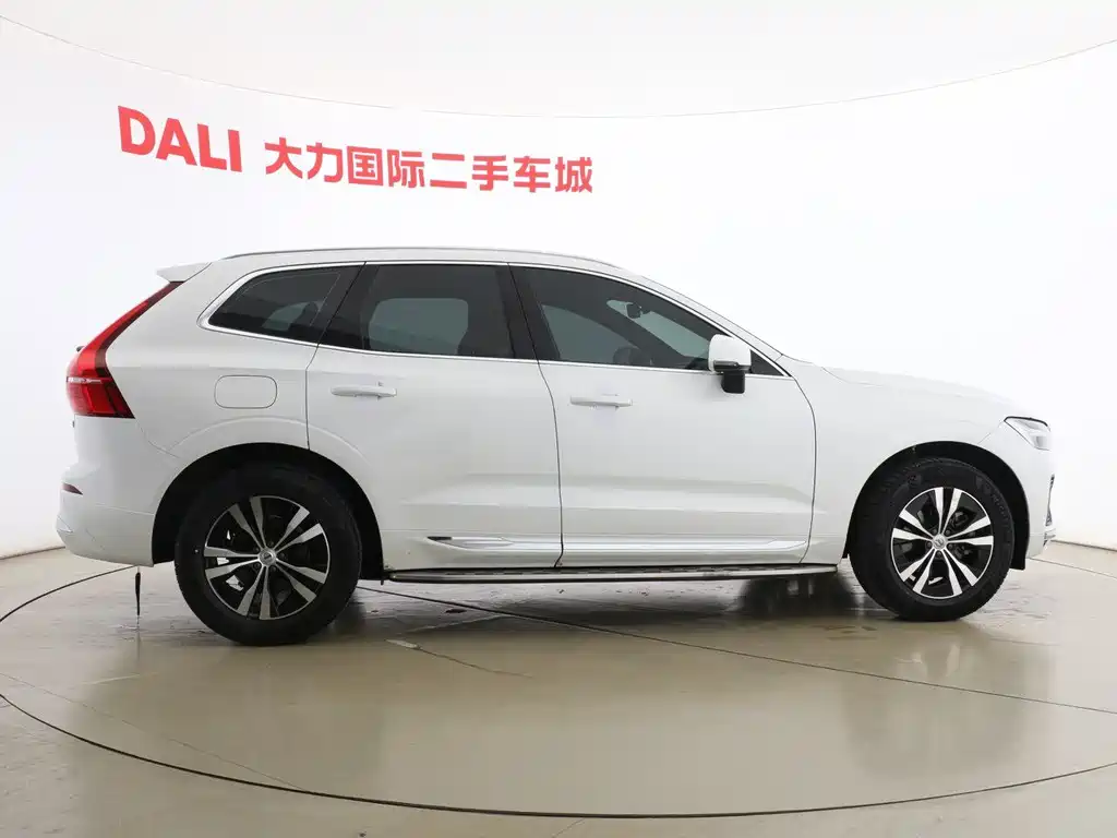 Volvo XC60 2024 B5 four-wheel drive Zhiyi Luxury Edition купить на сайте DeffCars