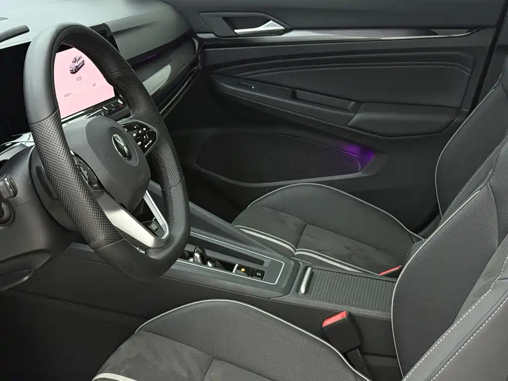 Golf 2023 facelift 280TSI DSG R-Line купить на сайте DeffCars