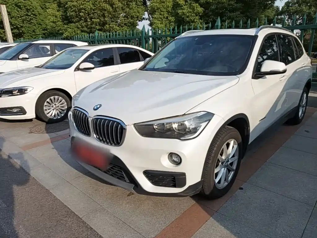 BMW X1 2016 sDrive18Li Fashion Model купить на сайте DeffCars