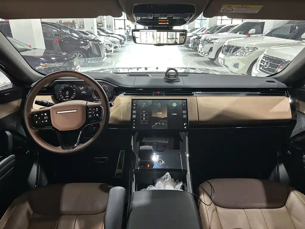 Range Rover Sport 2024 400PS Dynamic SE купить на сайте DeffCars