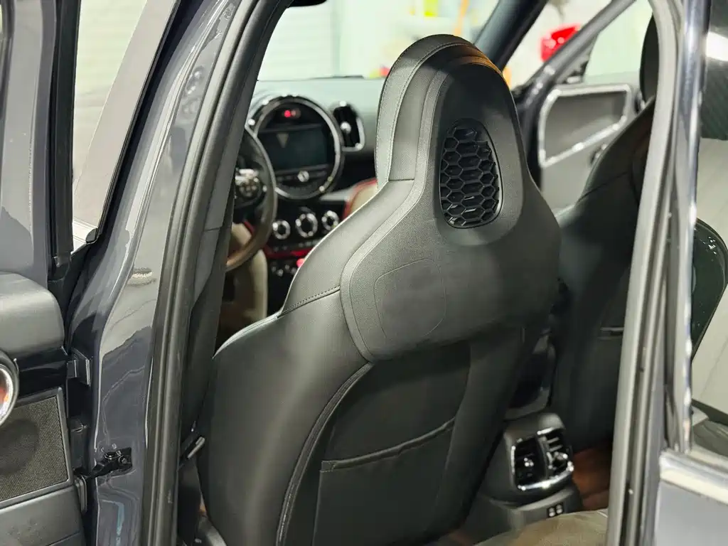 JCW countryman 2020 2.0T John Cooper works all-in купить на сайте DeffCars