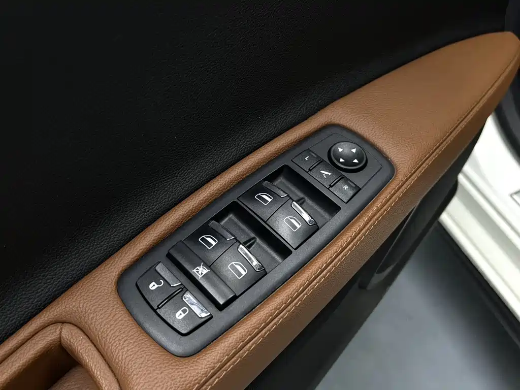 Ghibli 2019 3.0T Standard Edition National VI купить на сайте DeffCars