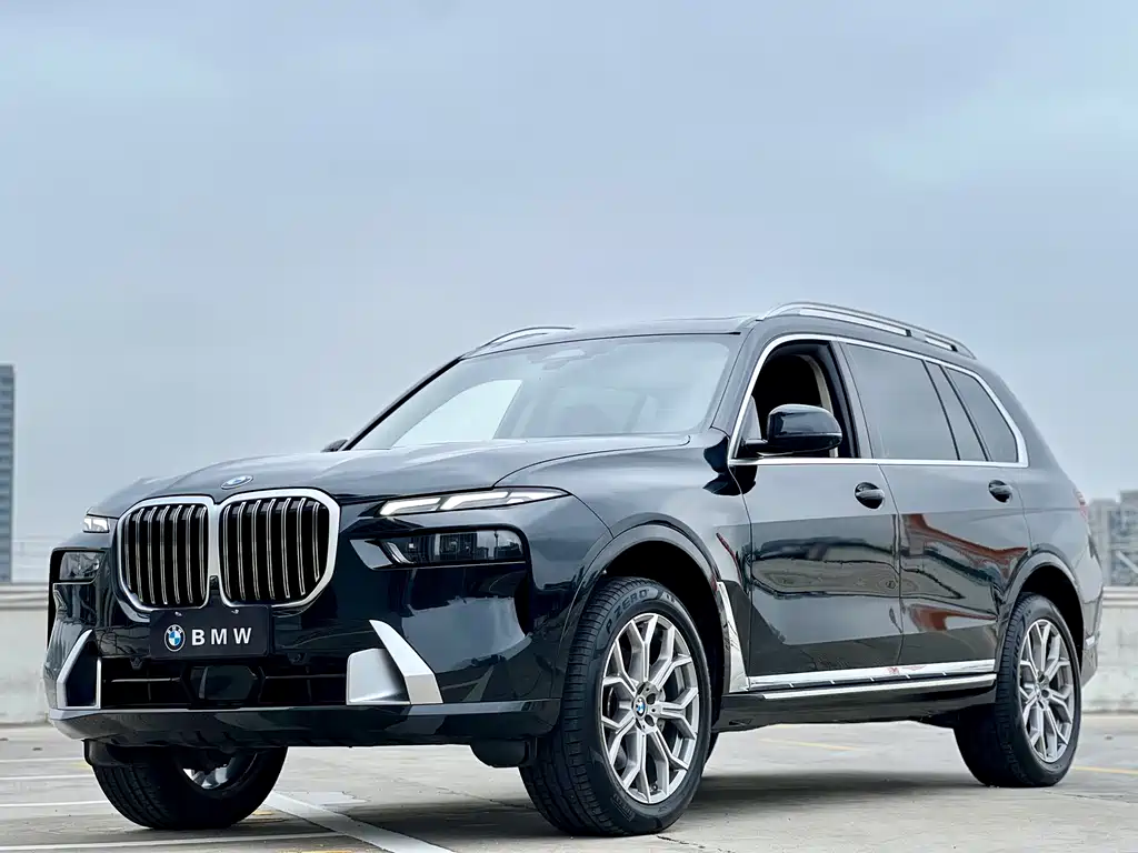 BMW X7 2024 xDrive40i Leading Luxury Package купить на сайте DeffCars