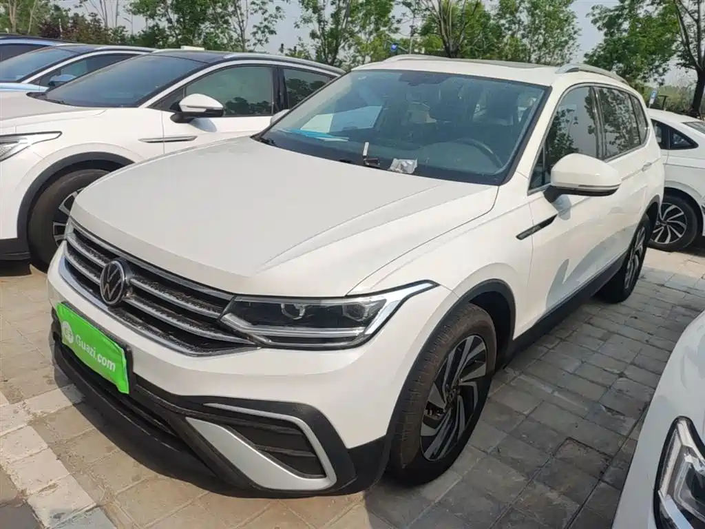 Tiguan L 2024 300TSI automatic two-wheel drive smart version купить на сайте DeffCars