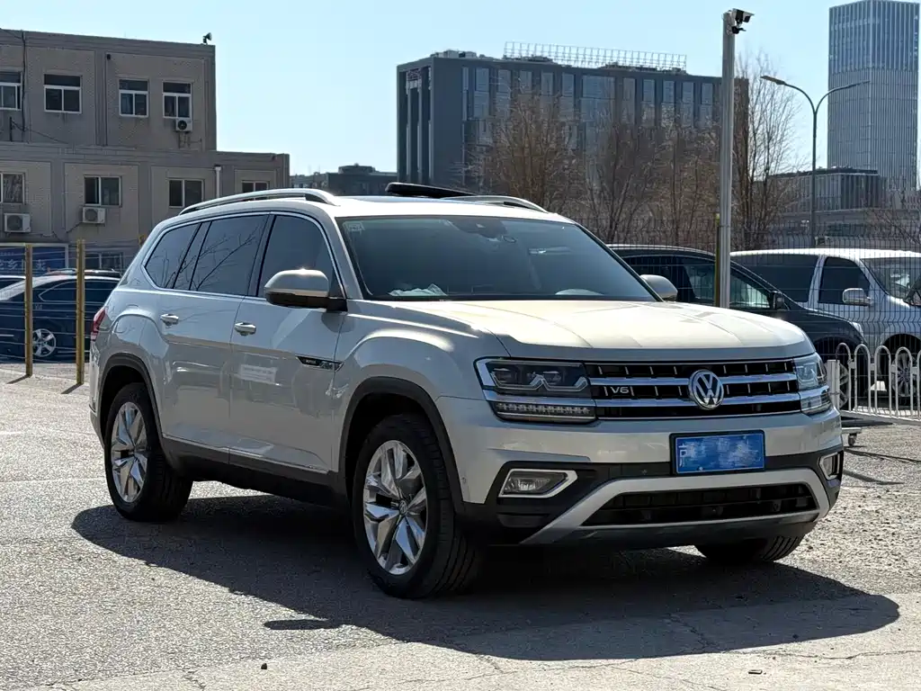 Touron 2017 530 V6 four-wheel drive supreme flagship version купить на сайте DeffCars