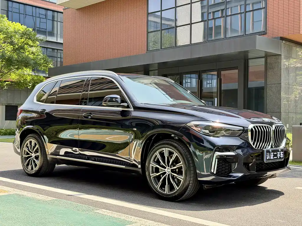 BMW X5 2022 xDrive 30Li M Sports Package купить на сайте DeffCars