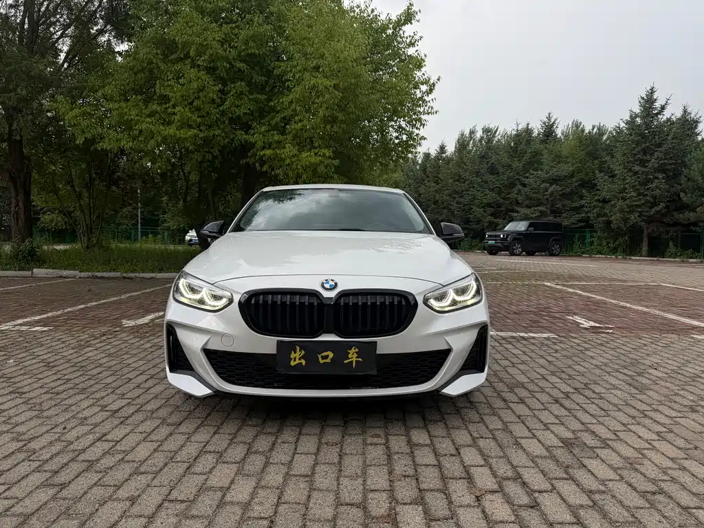 BMW 1 Series 2022 120i M Sports Night Edition купить на сайте DeffCars