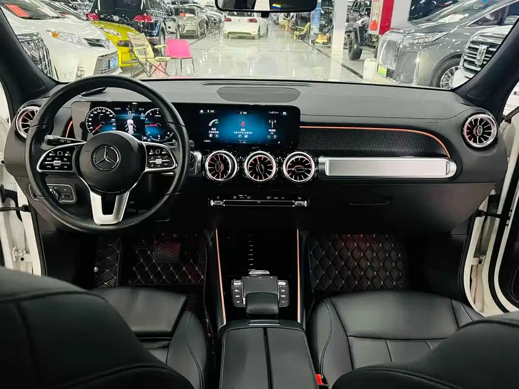 Mercedes-Benz GLB 2023 facelift GLB 200 dynamic купить на сайте DeffCars