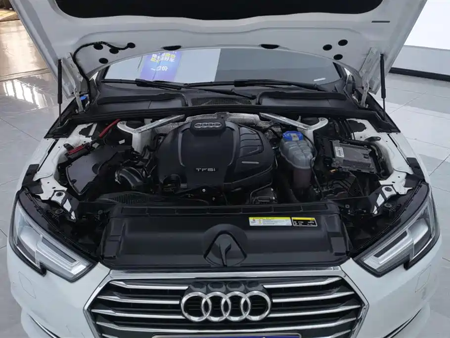 Audi A4L 2018 30th Anniversary Model 40 TFSI Enterprising купить на сайте DeffCars