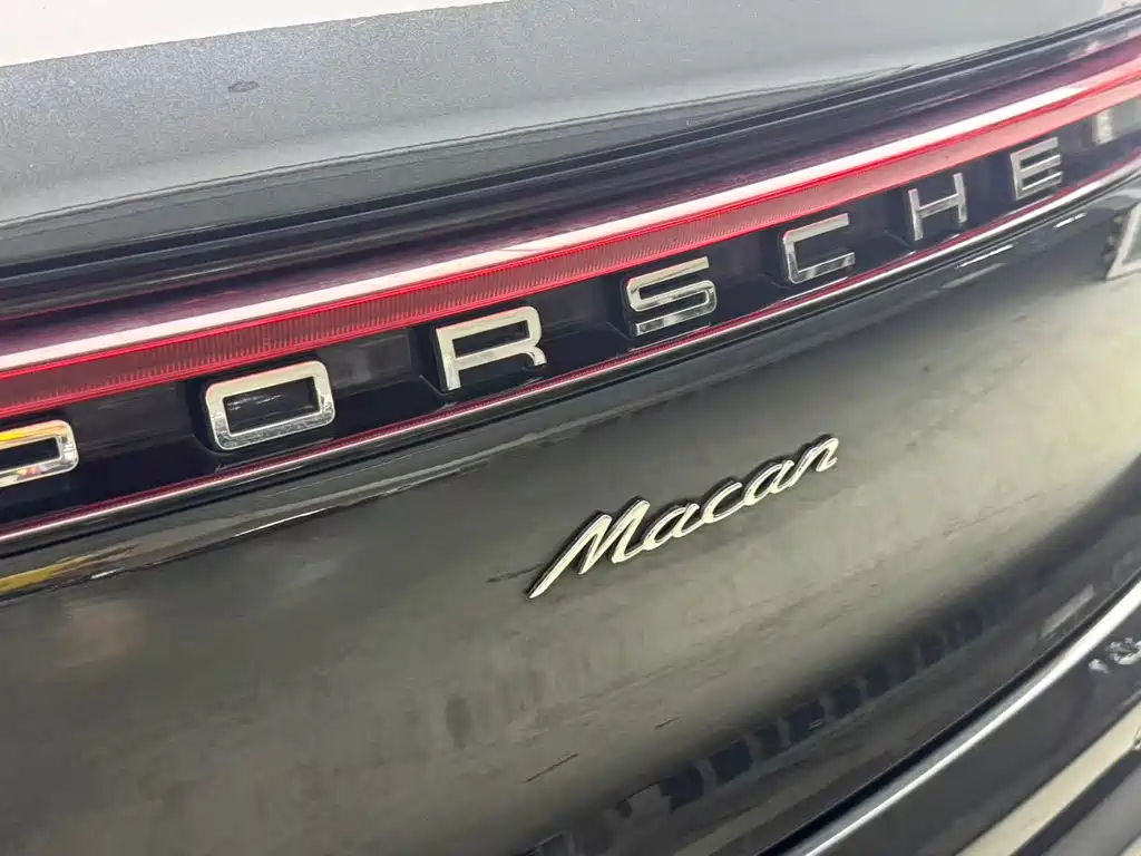Macan 2023 Macan 2.0T купить на сайте DeffCars