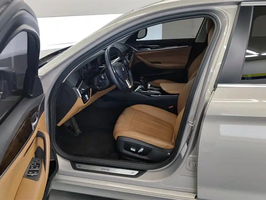 BMW 5 Series 2018 528Li Special Edition launched купить на сайте DeffCars