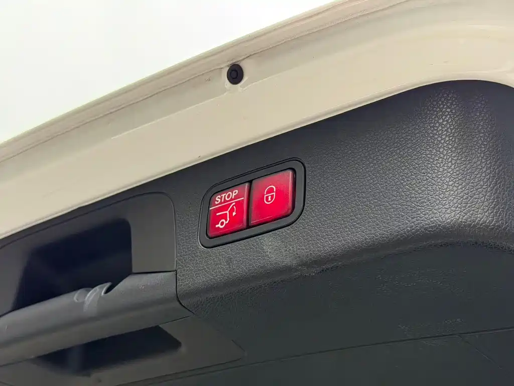 Mercedes-Benz GLC 2020 GLC 300 L 4MATIC Dynamic купить на сайте DeffCars