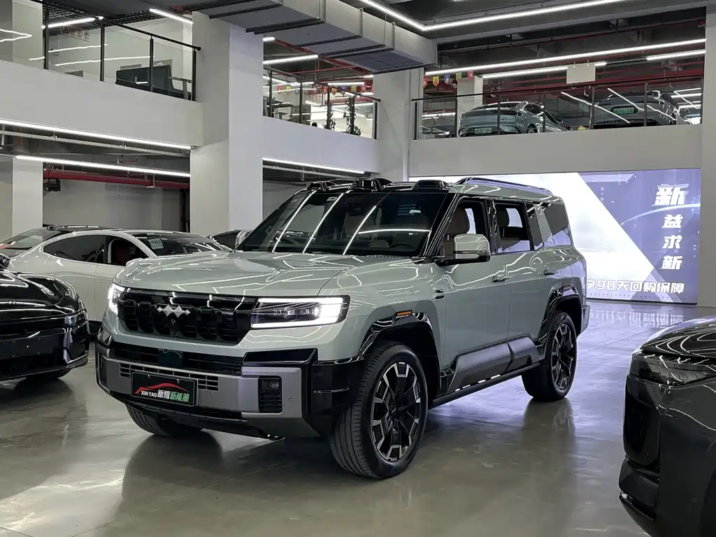 Leopard 8 2025 Zhiyong flagship version 7 seats купить на сайте DeffCars