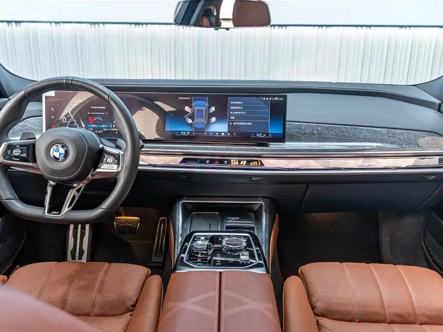 BMW 7 Series 2023 facelift 740Li exclusive M sports package купить на сайте DeffCars