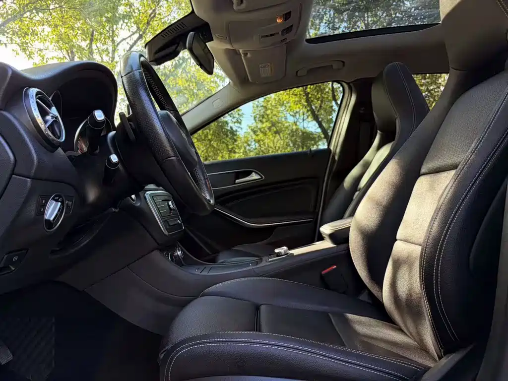 Mercedes-Benz GLA 2017 GLA 200 Dynamic купить на сайте DeffCars