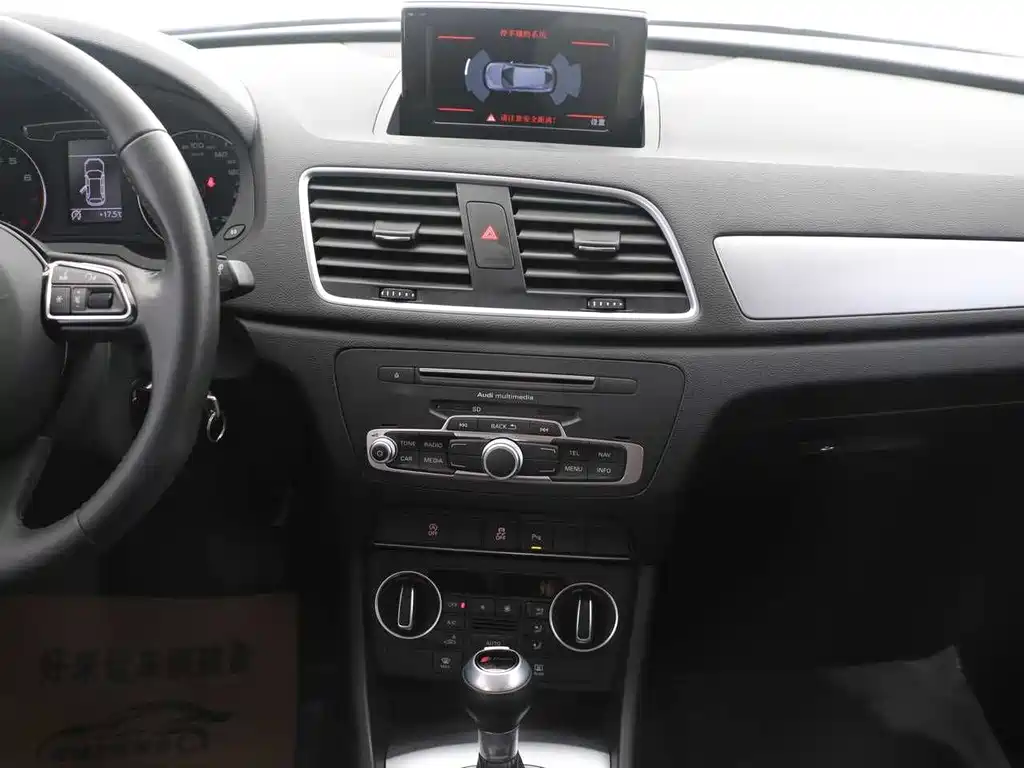 Audi Q3 2018 30 TFSI Fashionable Collection Edition купить на сайте DeffCars