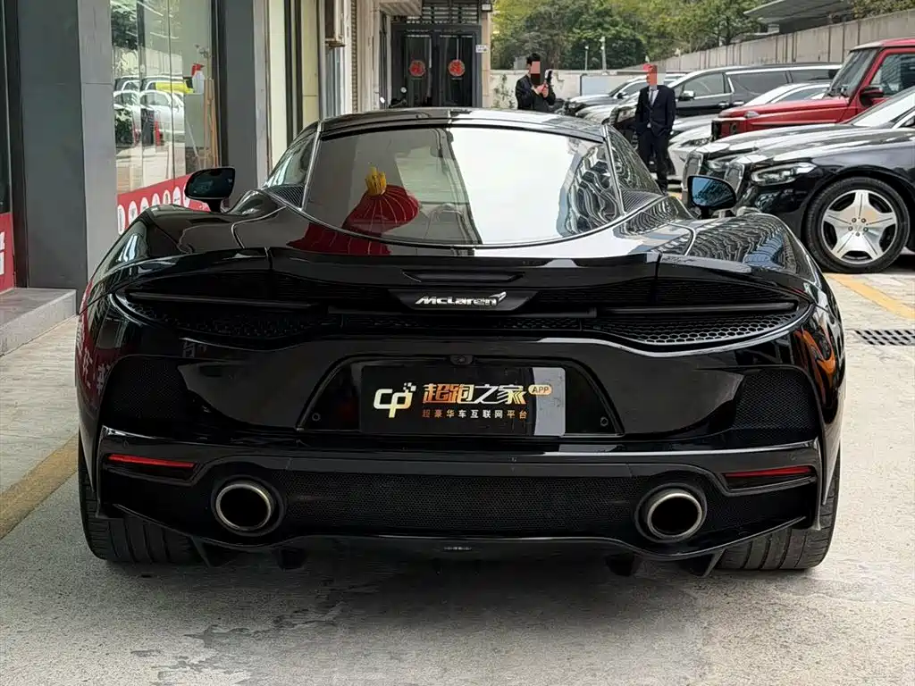 McLaren GT 2019 4.0T standard model купить на сайте DeffCars