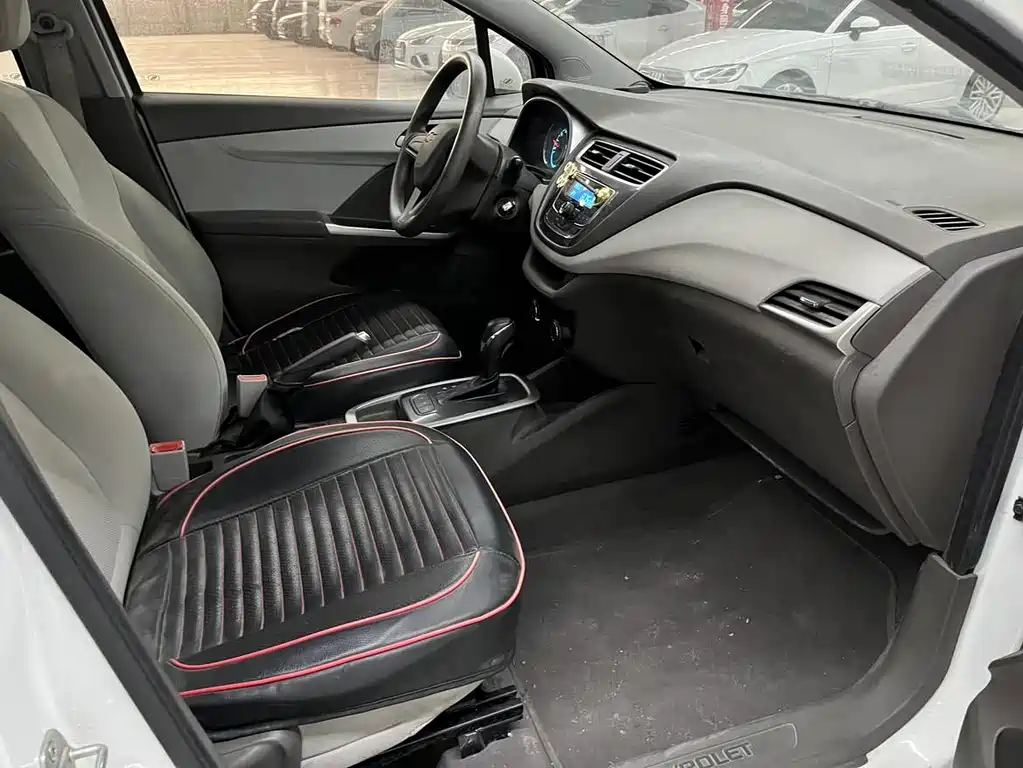 LeFeng RV 2018 1.5L Automatic Smooth Edition купить на сайте DeffCars