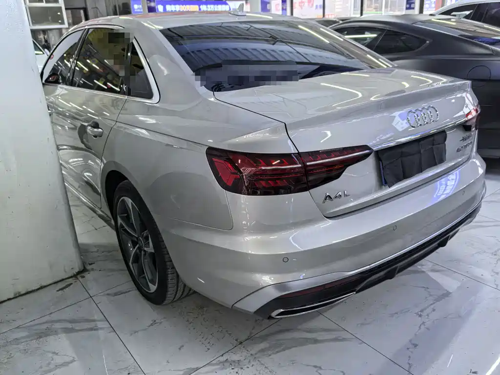 Audi A4L 2023 40 TFSI Fashionable and Dynamic купить на сайте DeffCars