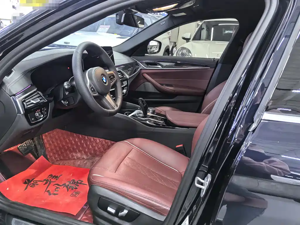 BMW 5 Series 2021 525Li M Sports Package купить на сайте DeffCars
