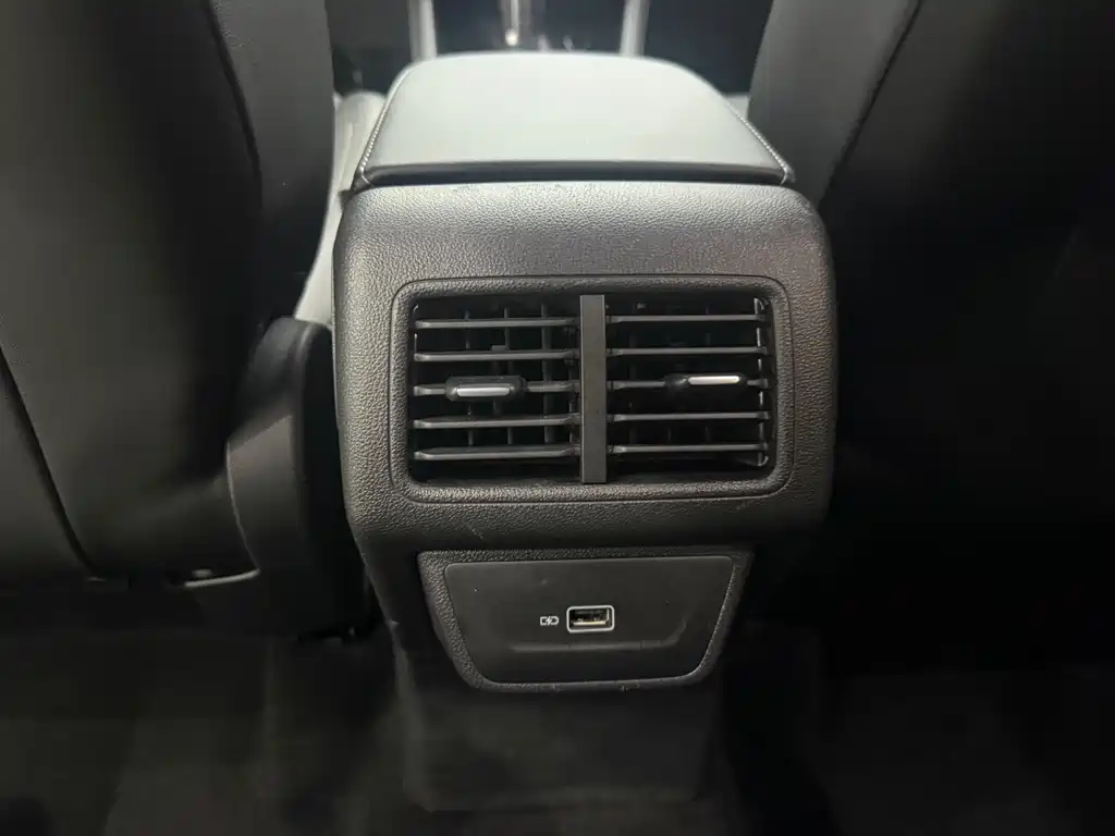 Jetta VS7 2023 280TSI automatic enjoyment version купить на сайте DeffCars