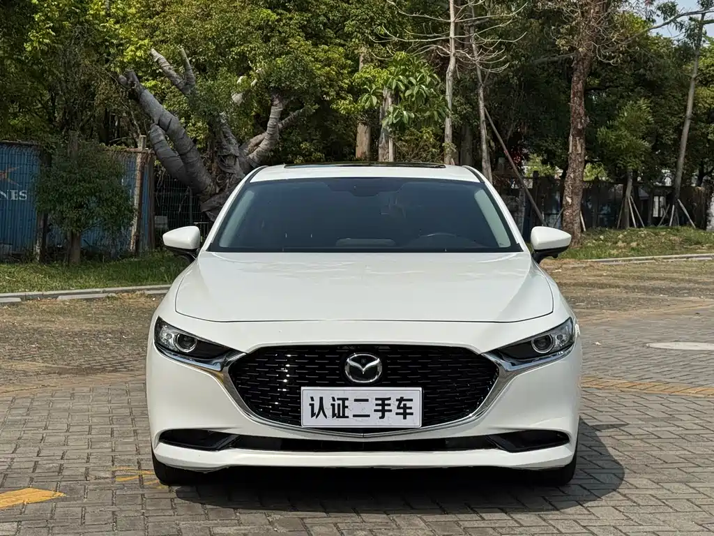 Mazda3 Angkesela 2021 2.0L Automatic Premium Edition купить на сайте DeffCars