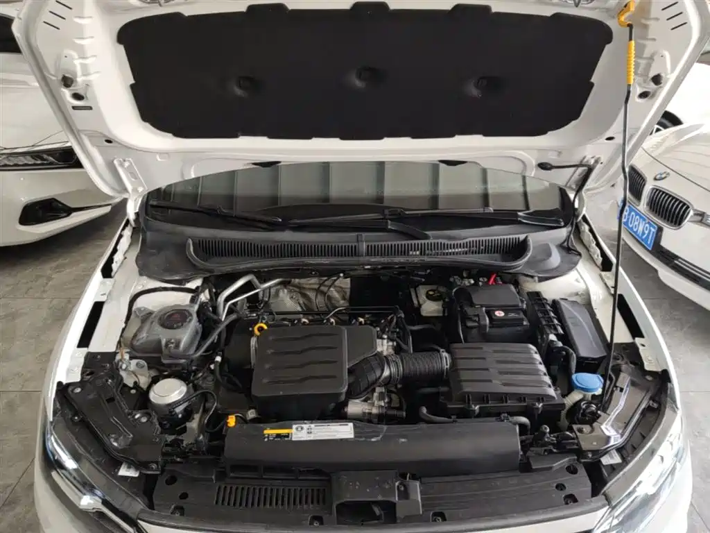 Polo 2021 Plus 1.5L Automatic Panoramic Enjoyment Edition купить на сайте DeffCars