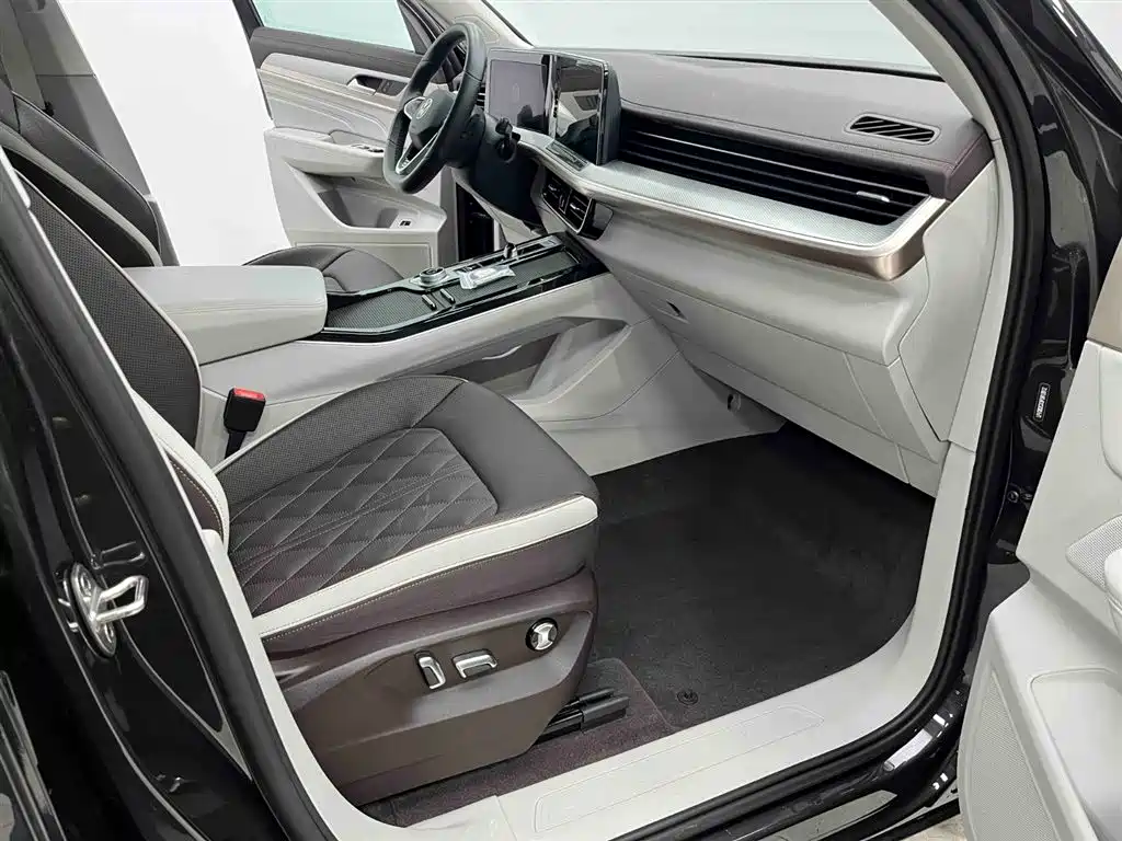 Lanxun 2023 380TSI four-wheel drive R-Line cruise version купить на сайте DeffCars