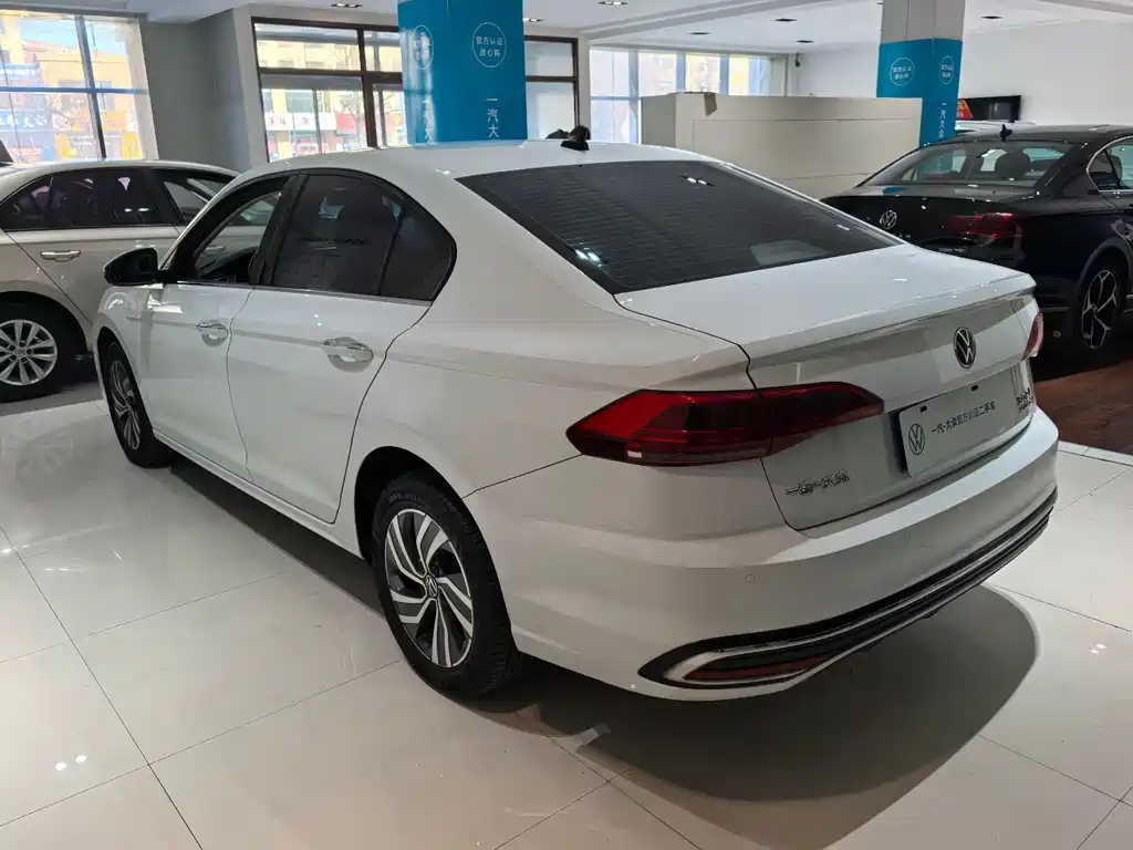 Bora 2023 200TSI DSG Yuexing Edition купить на сайте DeffCars
