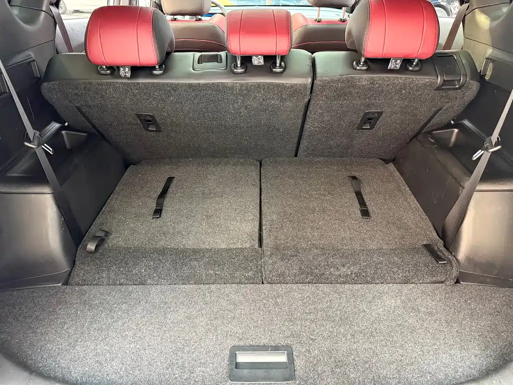 Jietu X70 PLUS 2021 facelift 1.5T DCT Mountain PRO 7 seats купить на сайте DeffCars