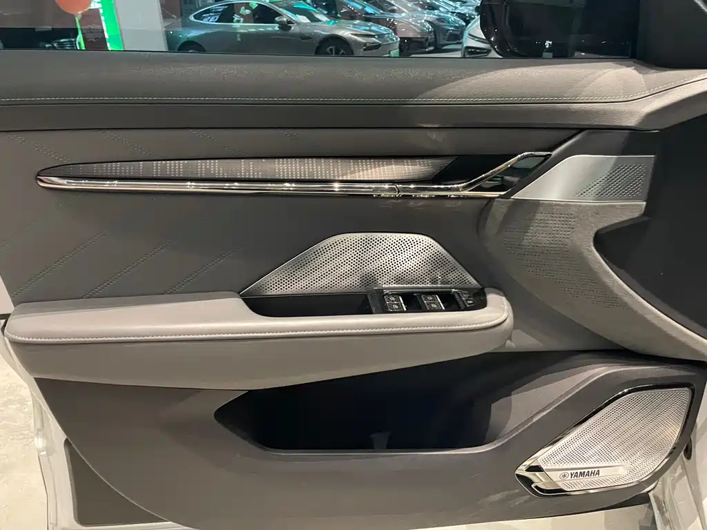 JiKrypton 001 2023 WE version 86kWh купить на сайте DeffCars