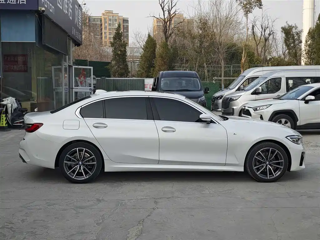 BMW 3 Series 2022 facelift 325Li M Sports Package купить на сайте DeffCars