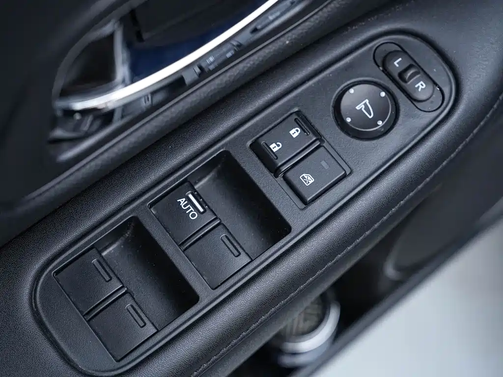 Honda XR-V 2022 220TURBO CVT Obsidian Edition купить на сайте DeffCars